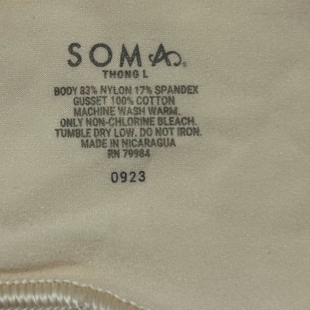 CCO Soma Lace Trim Thong Set of 4- Pink and Tan Panties Large NWT - Picture 4 of 4